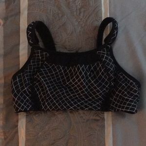 ❤️4/ $20❤️ New Balance high impact sports bra 36C